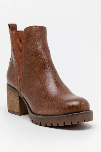 MIA Jody Lug Sole Chelsea Boot