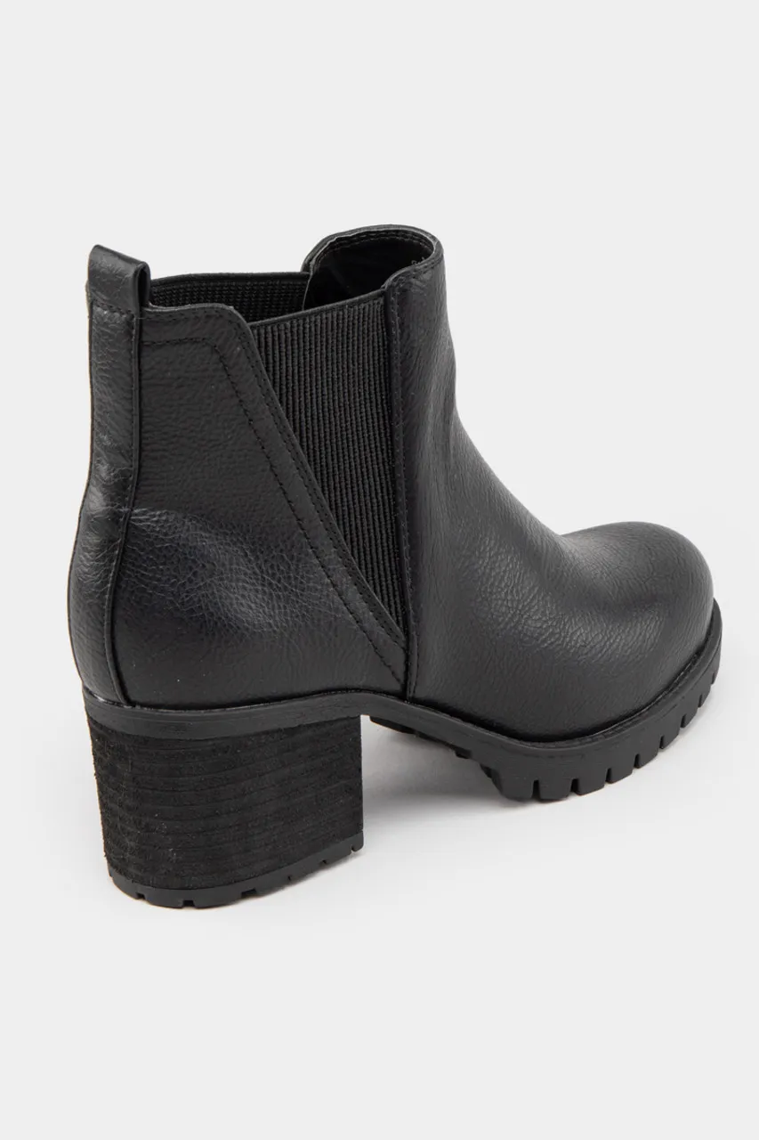 MIA Jody Lug Sole Chelsea Boot