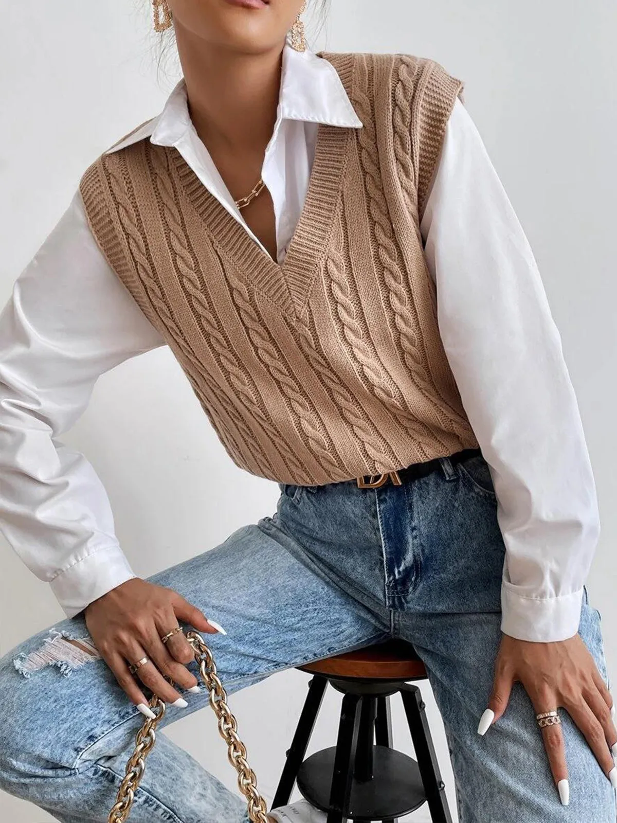 Minimalist V-Neck Twist Vest