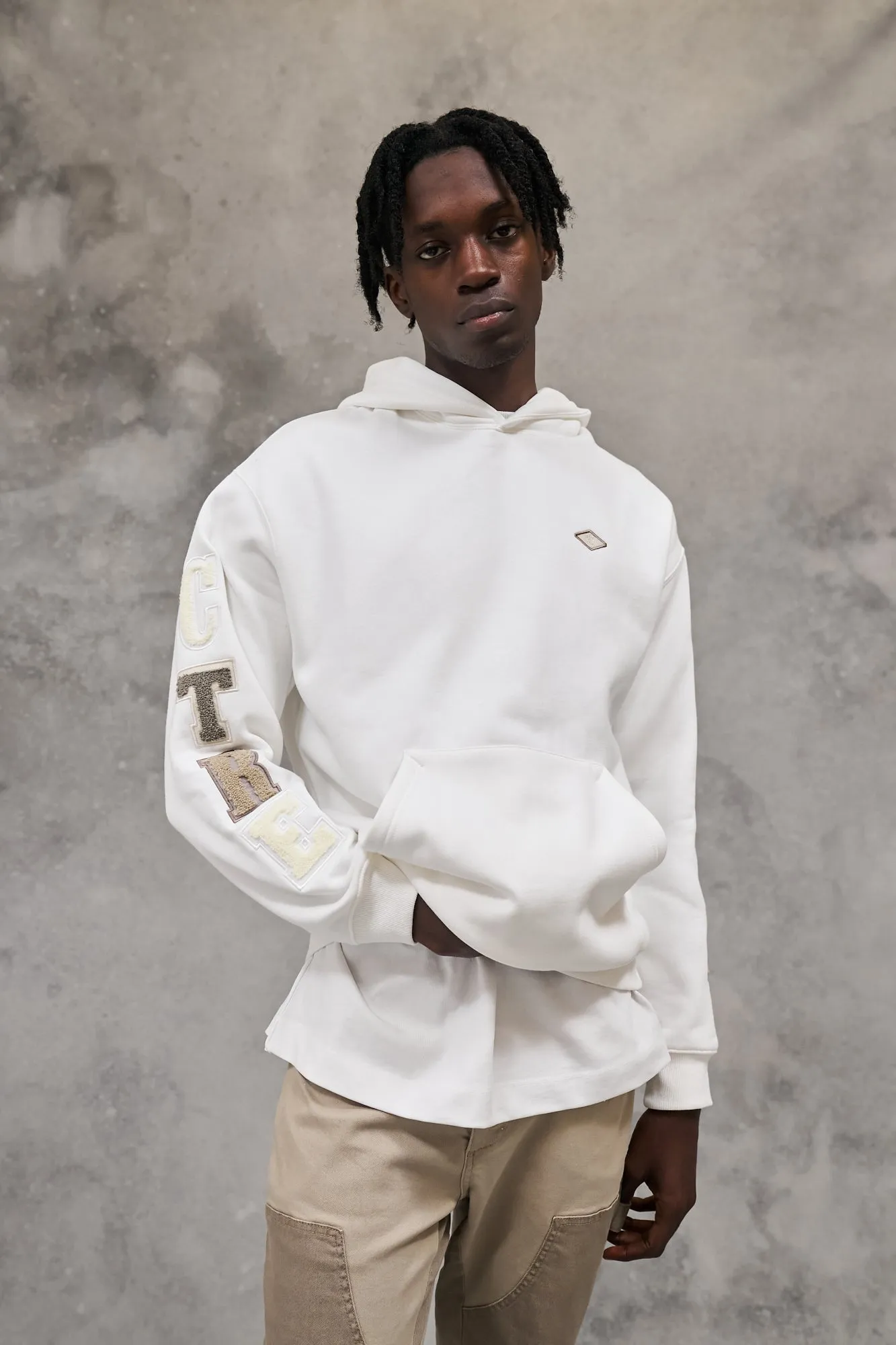 MULTIBADGE CHENILLE HOODIE - OFF WHITE