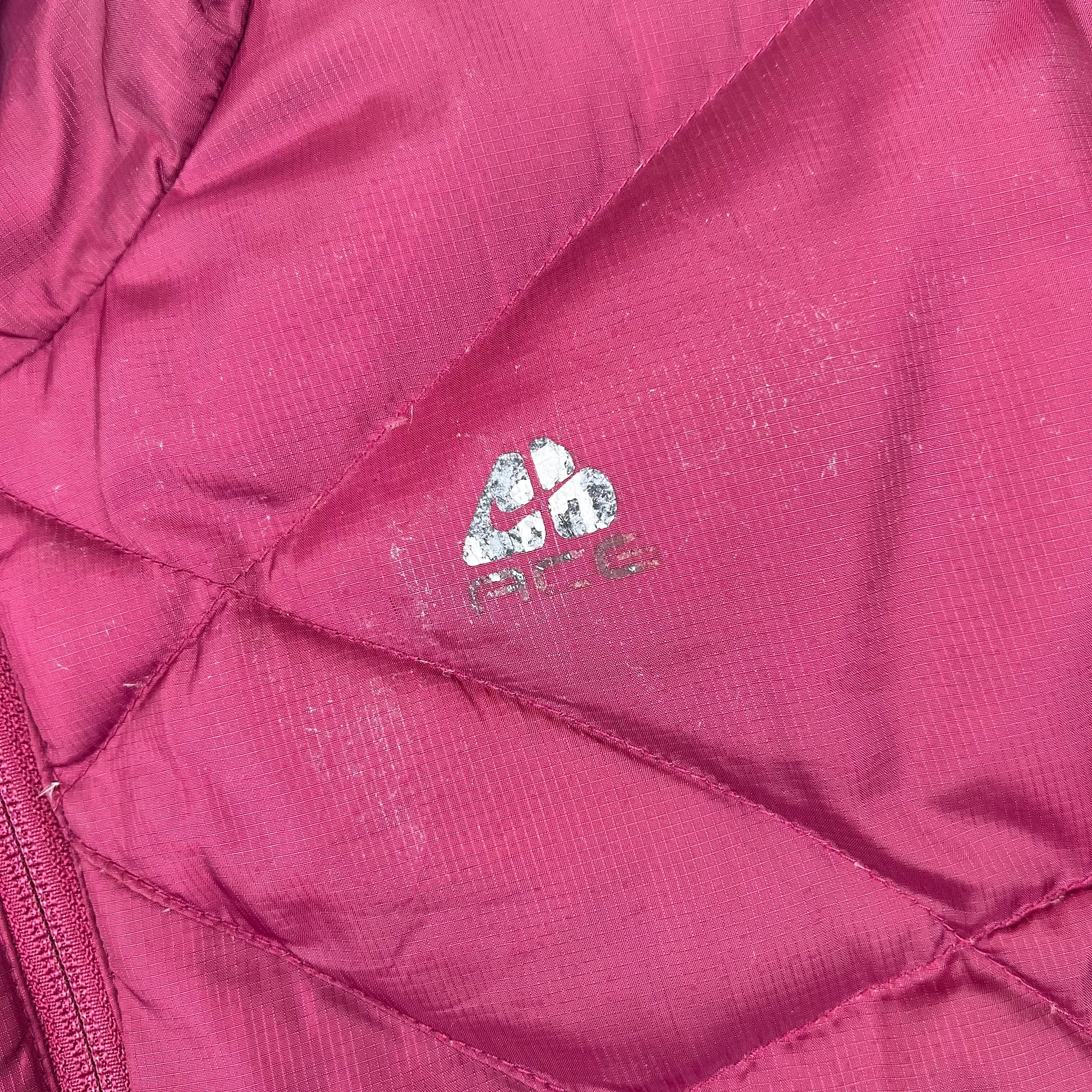 Nike ACG Quilled Light Puffer Jacket Maroon