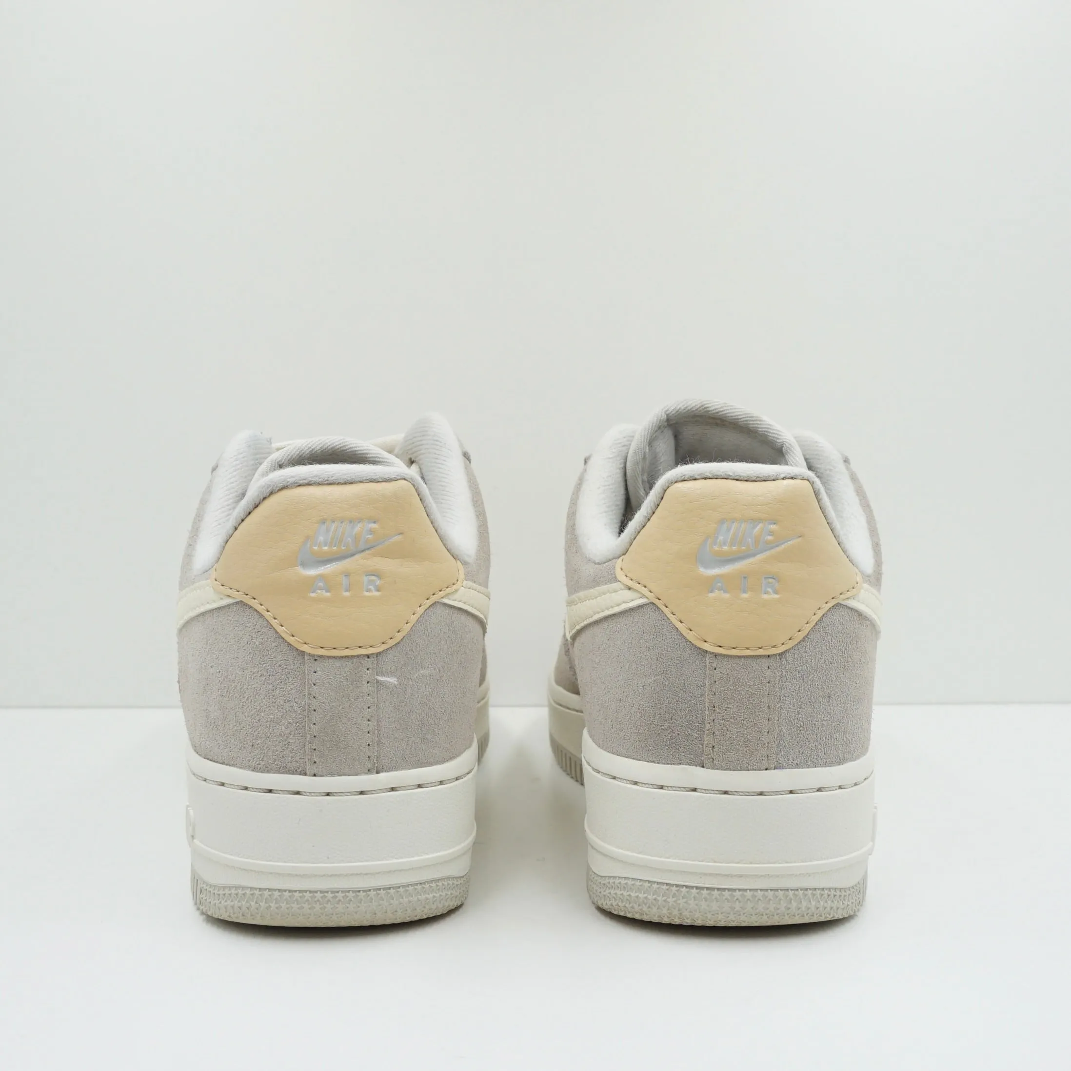 Nike Air Force 1 '07 Light Bone (W)
