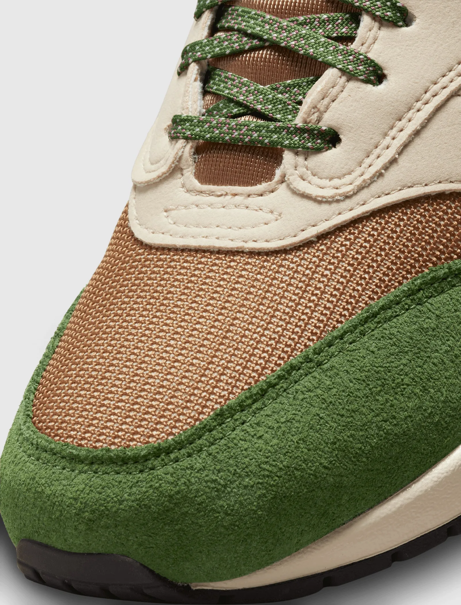 NIKE AIR MAX 1 NH 