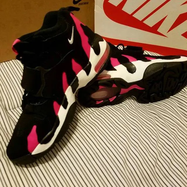Nike DT Deon Sanders