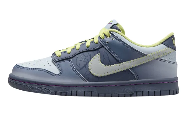 NIKE DUNK LOW GS HALLOWEEN FEARLESS