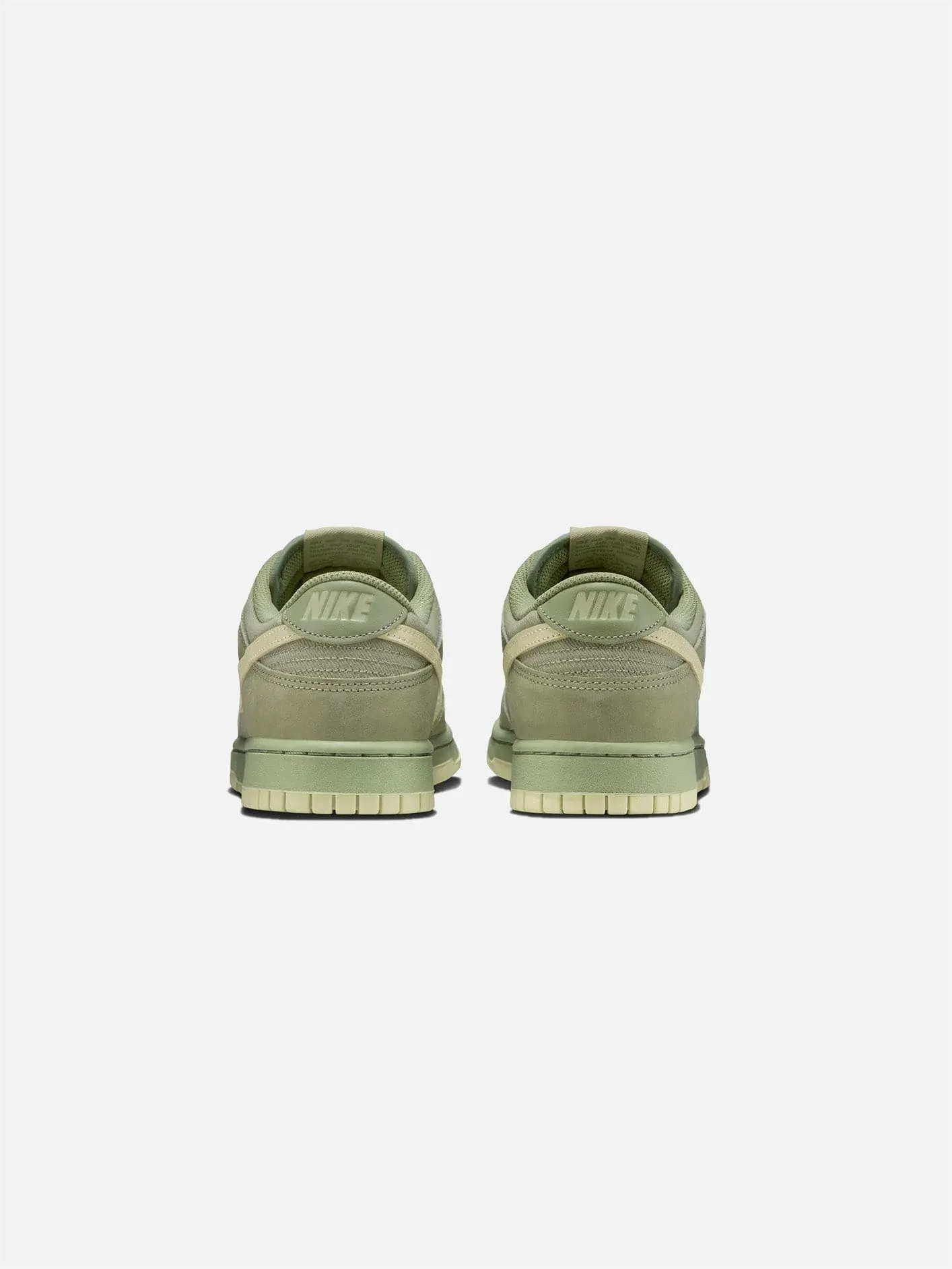 NIKE Dunk Low Retro Premium 