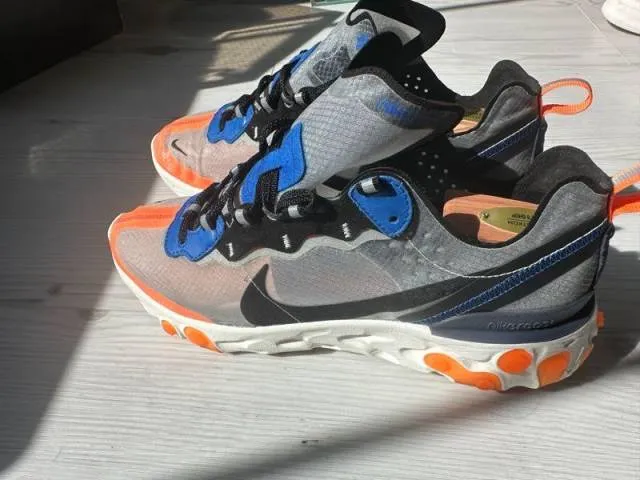 Nike react element 87 total orange