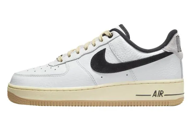 Nike wmns air force 1 low black summit white