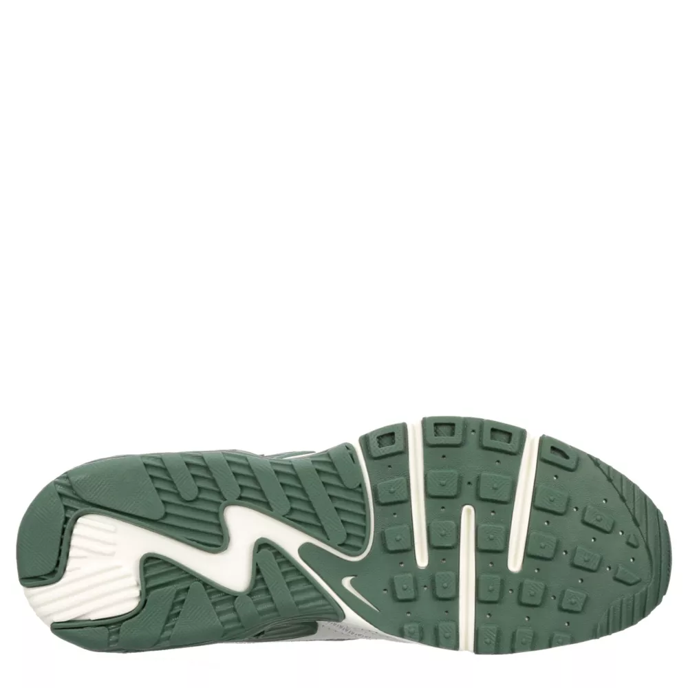 NIKE  WOMENS AIR MAX EXCEE SNEAKER
