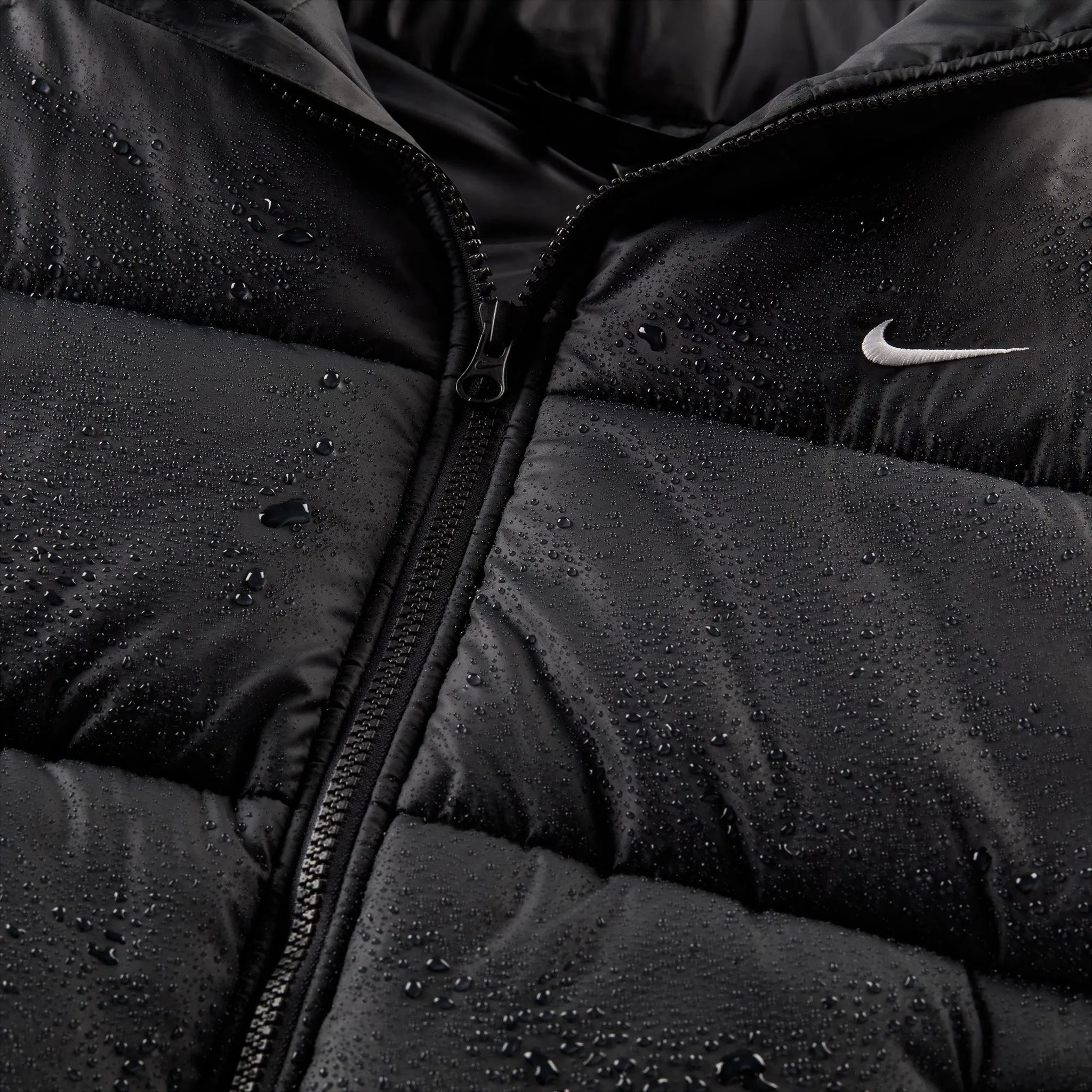 Nike Women's Therma-FIT Loose Vest / Black