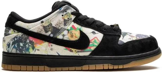 Nike x Supreme SB Dunk Low 