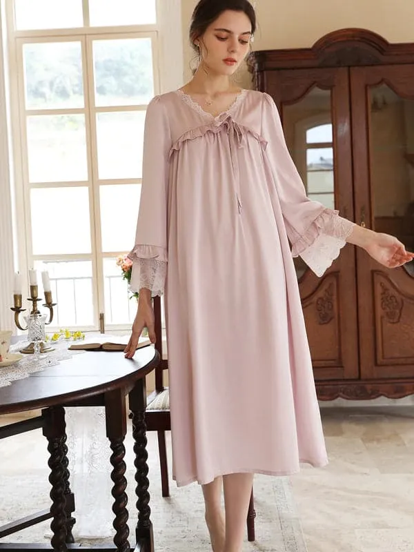 Papillon- vegan nightdress in pink with lace sleeves