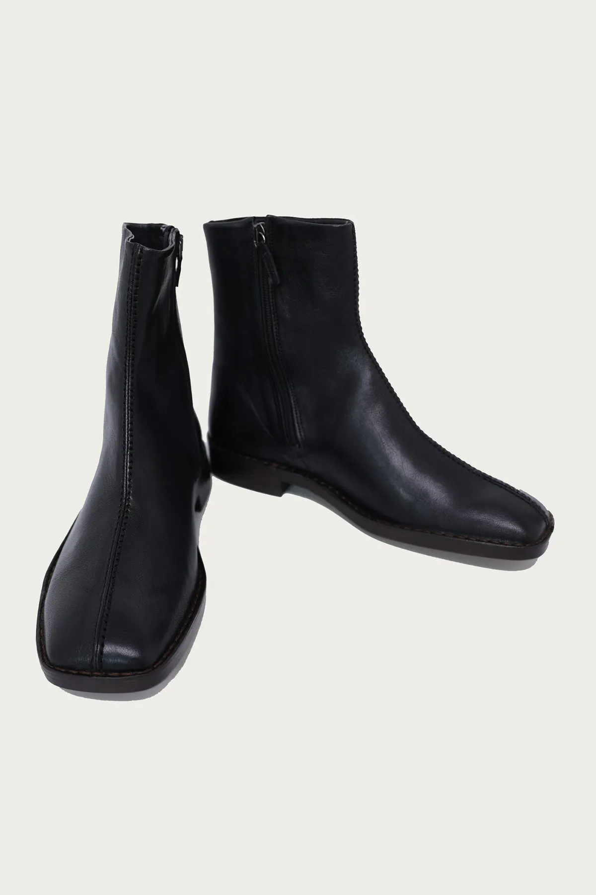 Piped Zipped Boots - Black