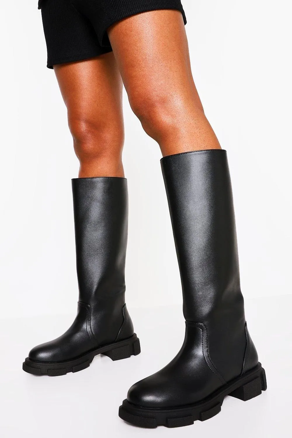 Pull Chunky Knee High Boots
