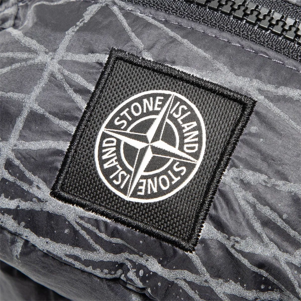 REFLECTIVE BUM BAG 741590798 [V0063]