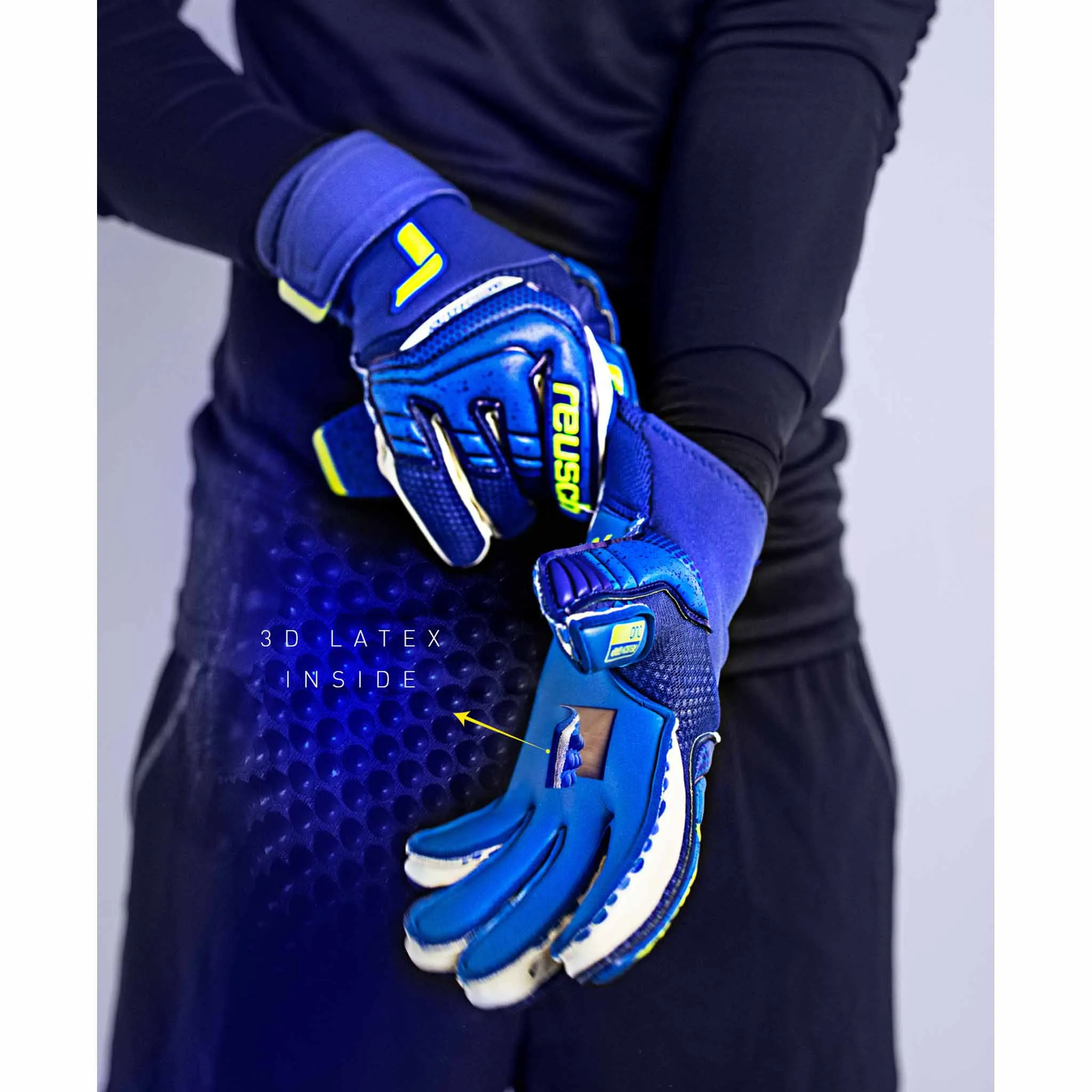 Reusch Attrakt Duo gants de gardien de soccer
