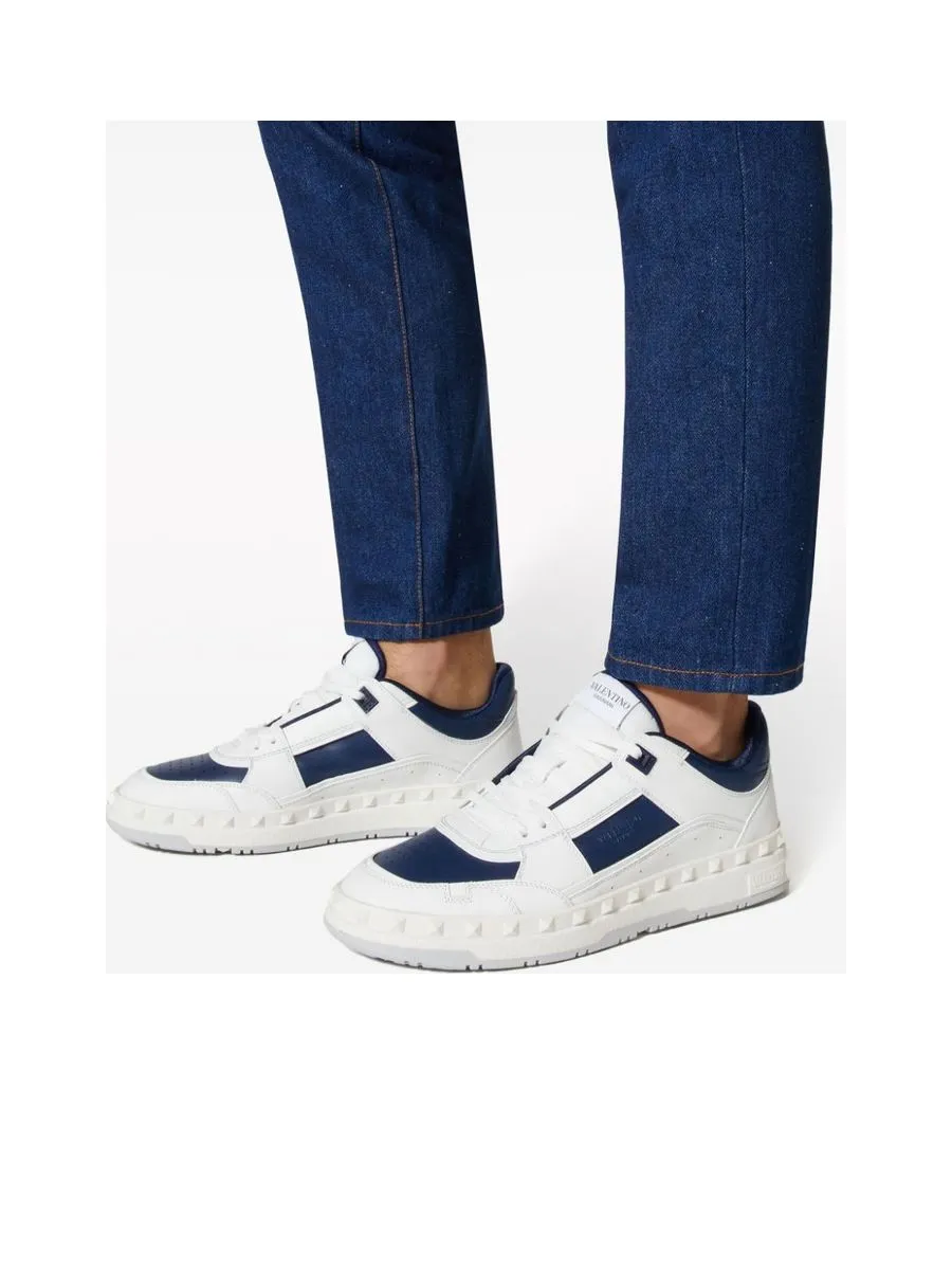 Rockstud Sneakers