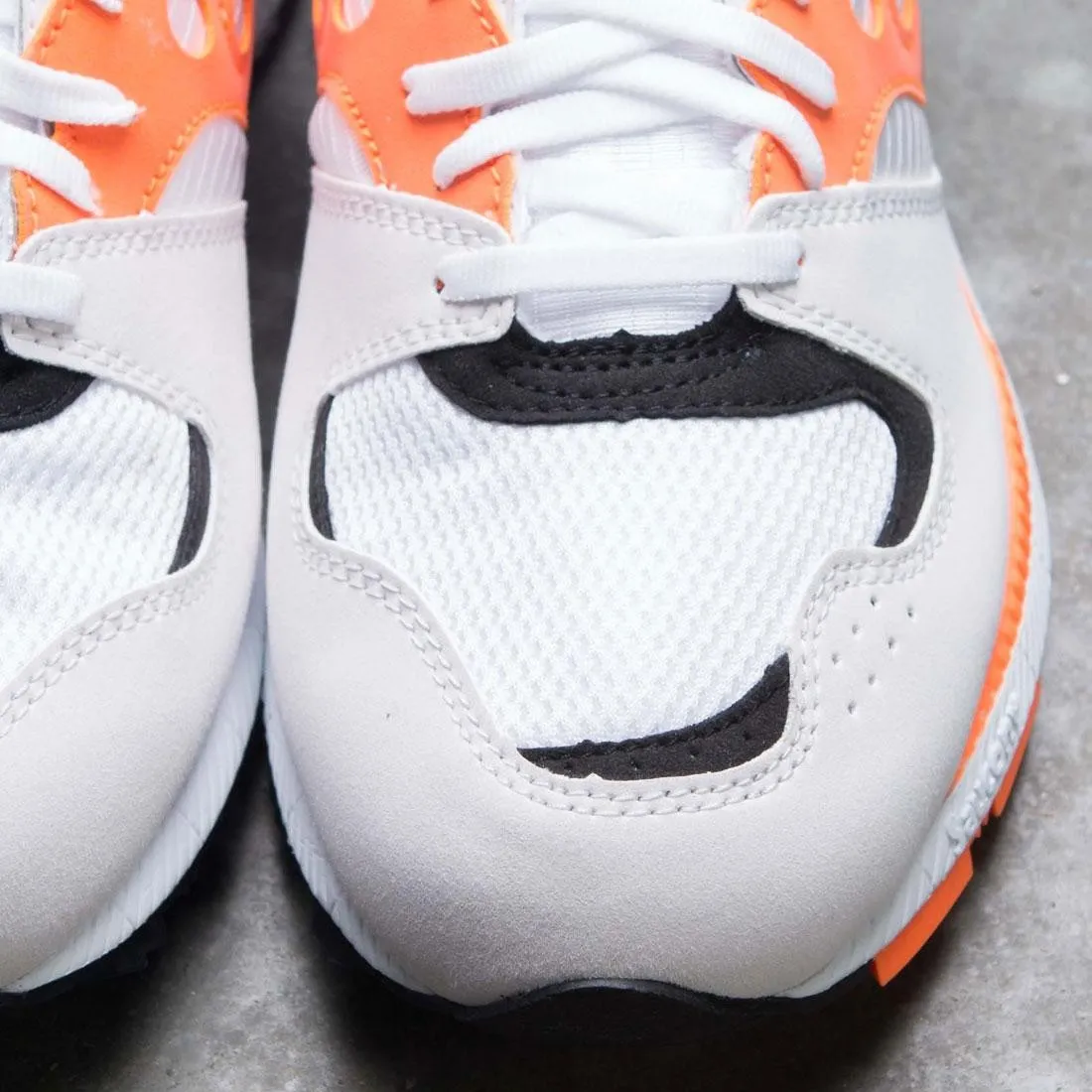 Saucony Men Azura (white / orange / black)