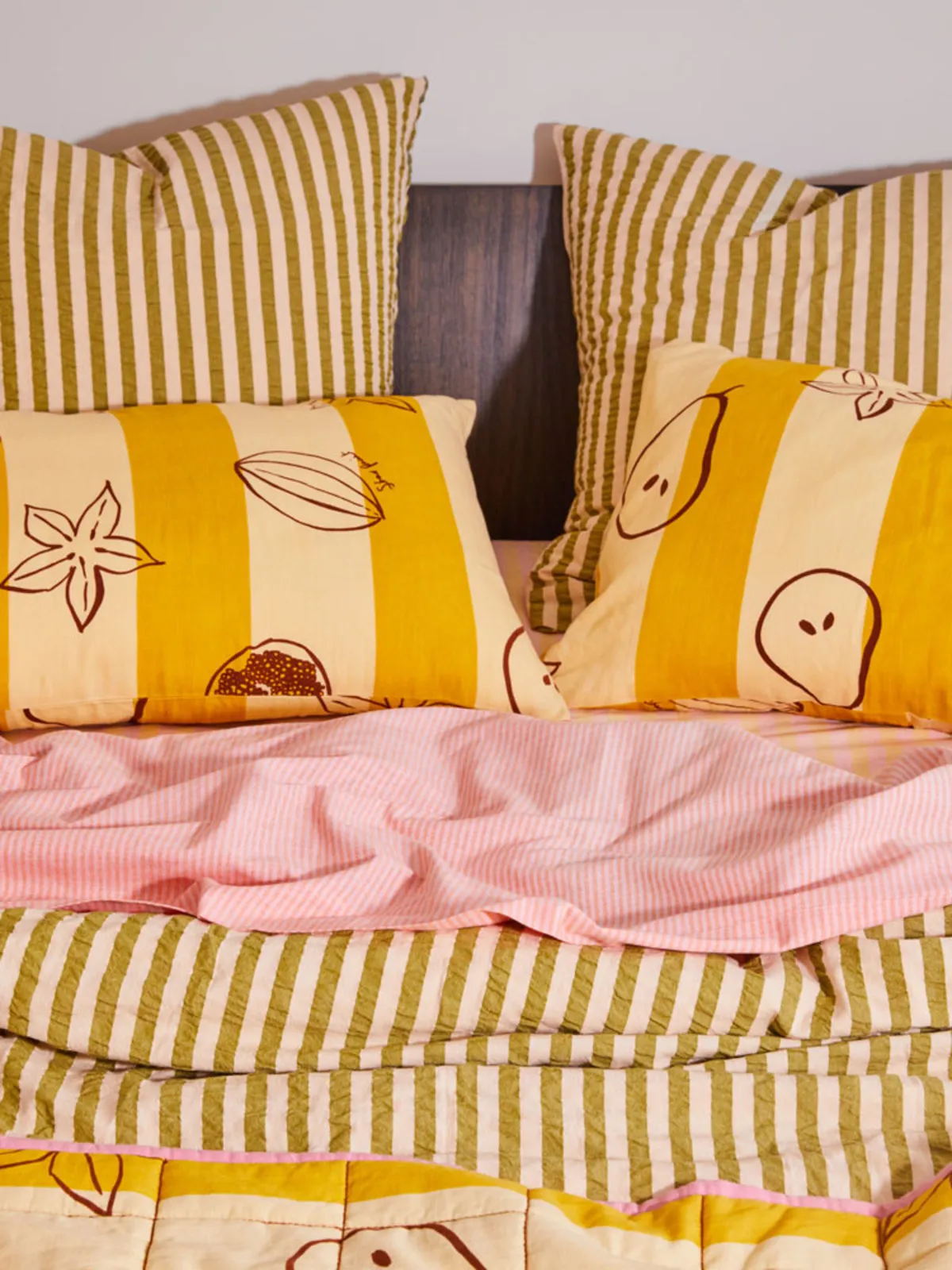 Seersucker Stripe Euro Pillowcase Set