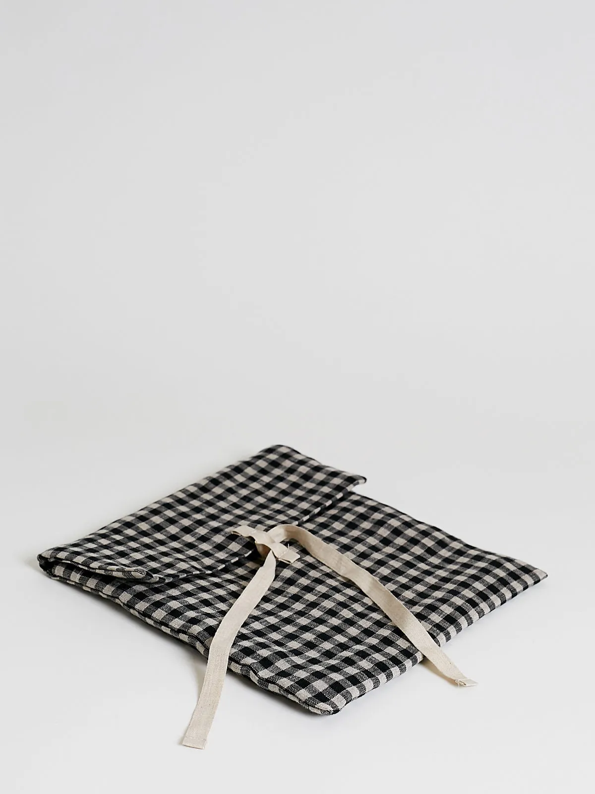 Set of 5 Linen Cocktail Napkins in Check