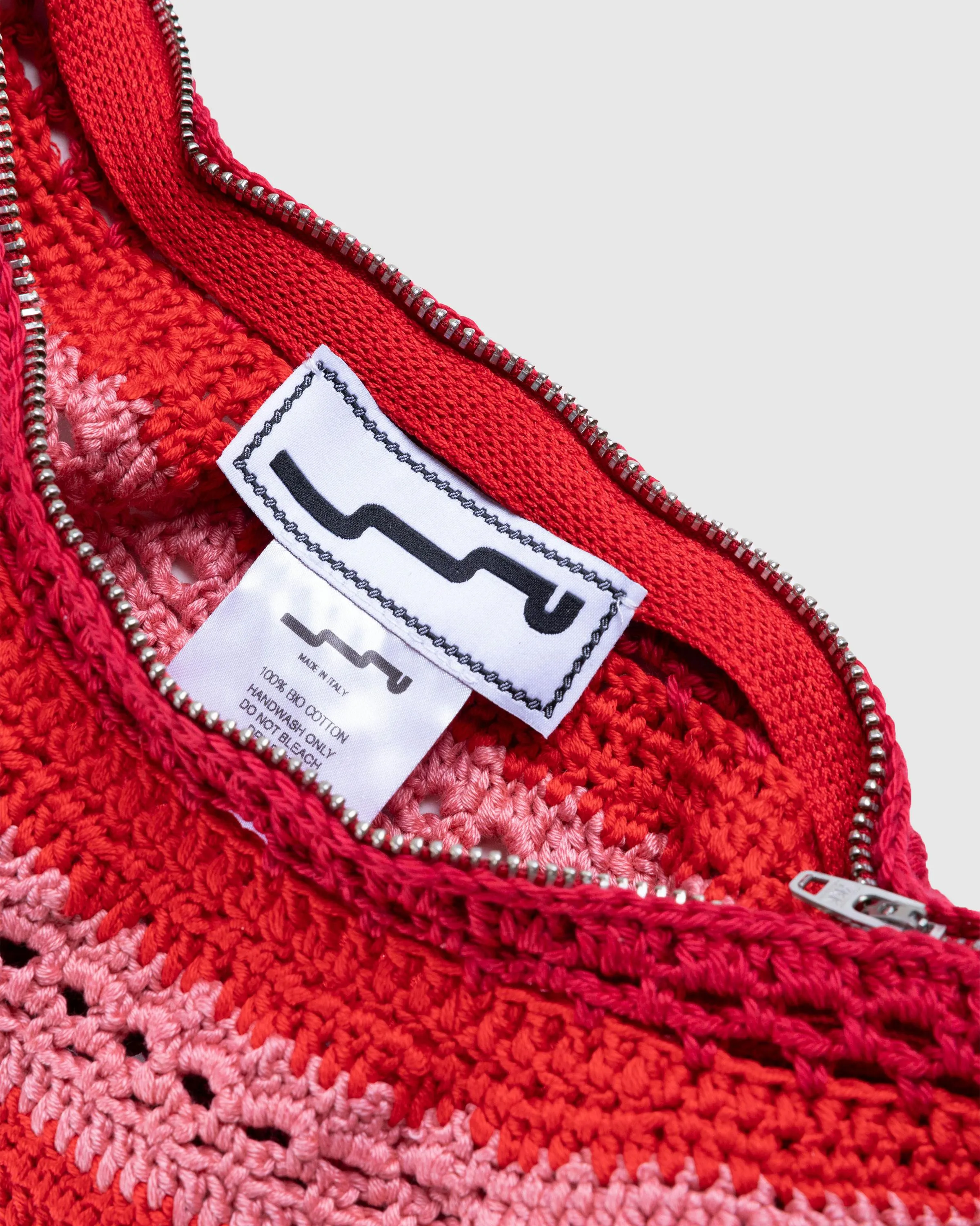 SSU – Arc Tote Bag Red Scale | Highsnobiety Shop