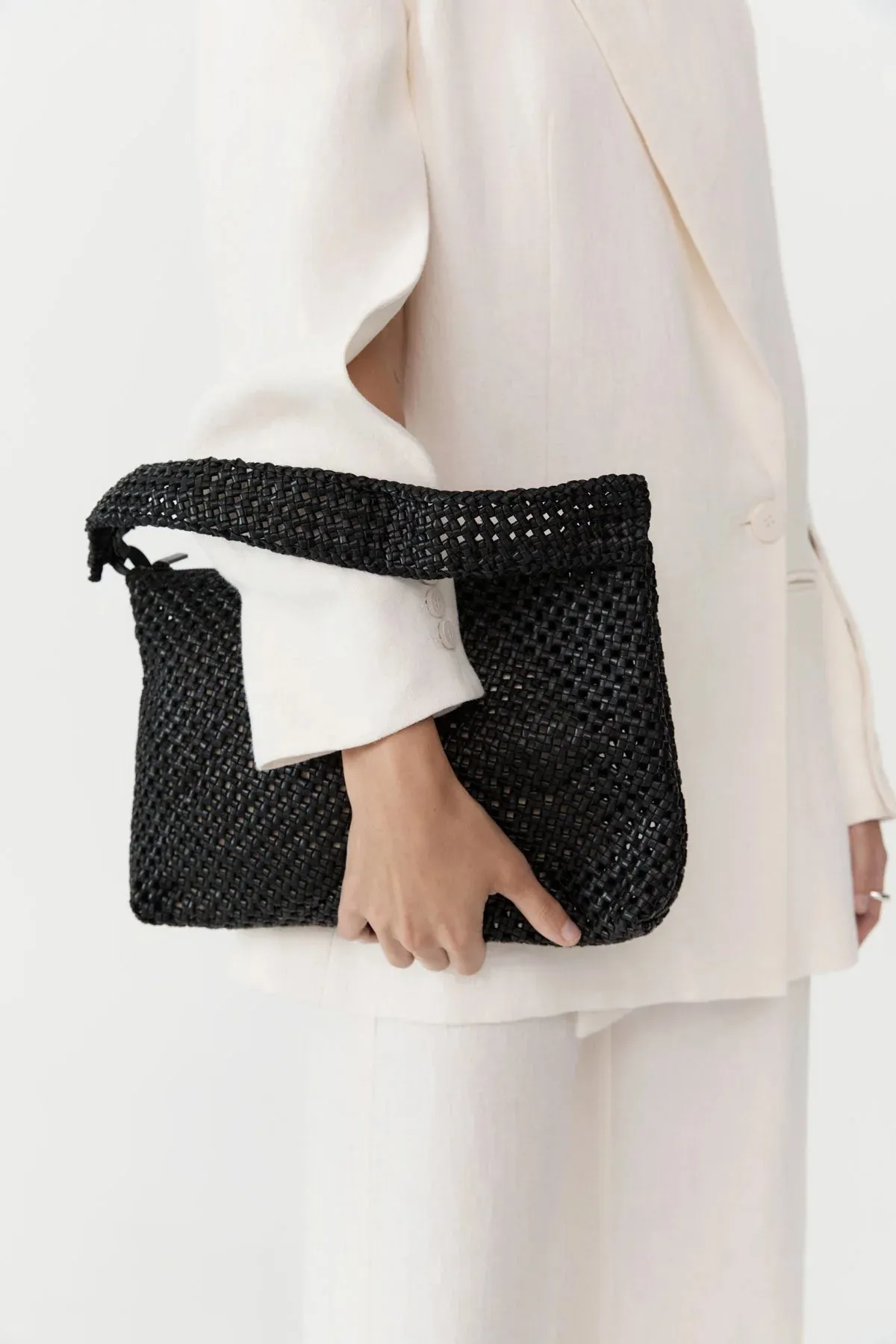   St Agni Macrame Shoulder Bag Black  