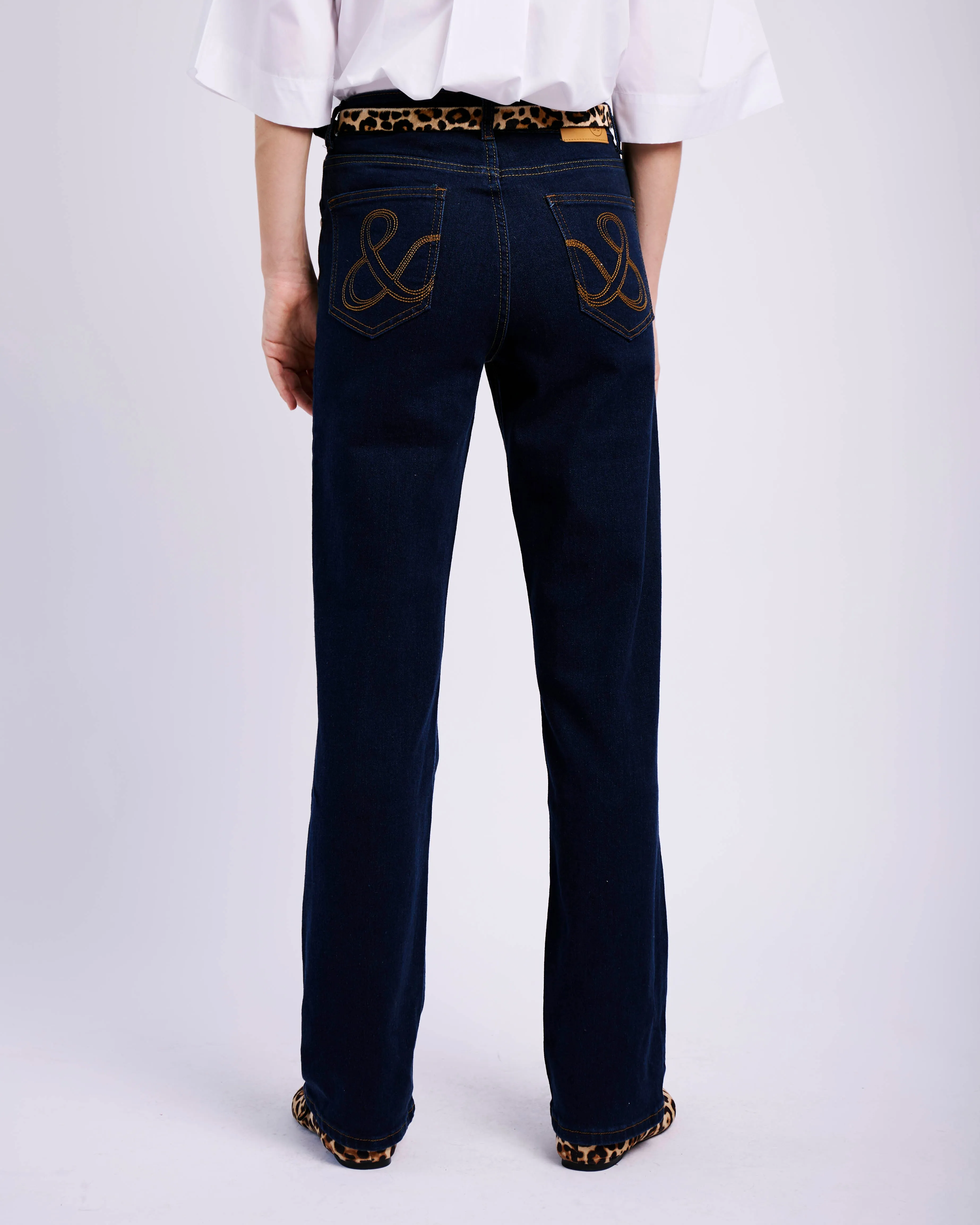 StraightLeg Stretch Jeans in Dark Wash