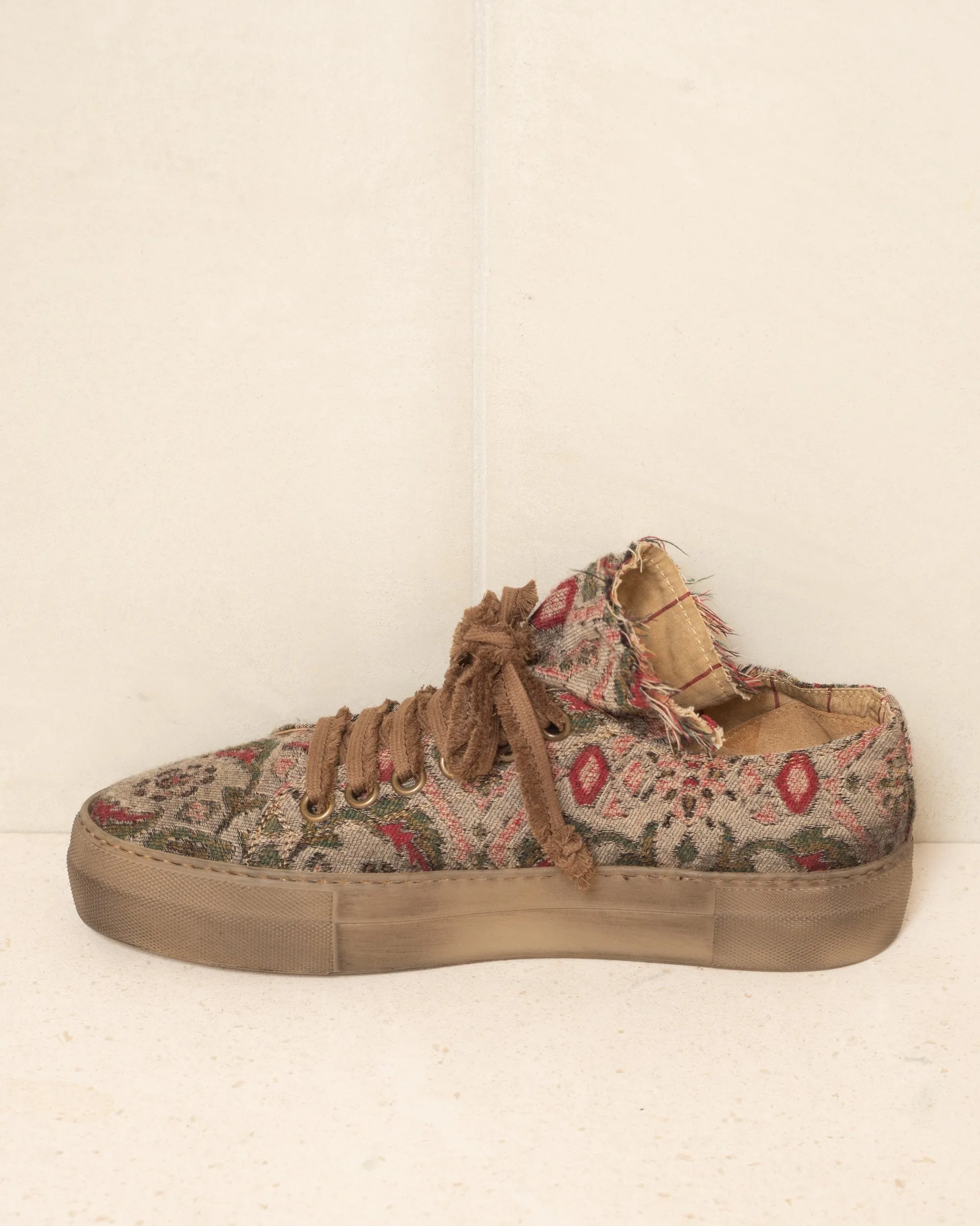Tapestry Low Tennis Shoe