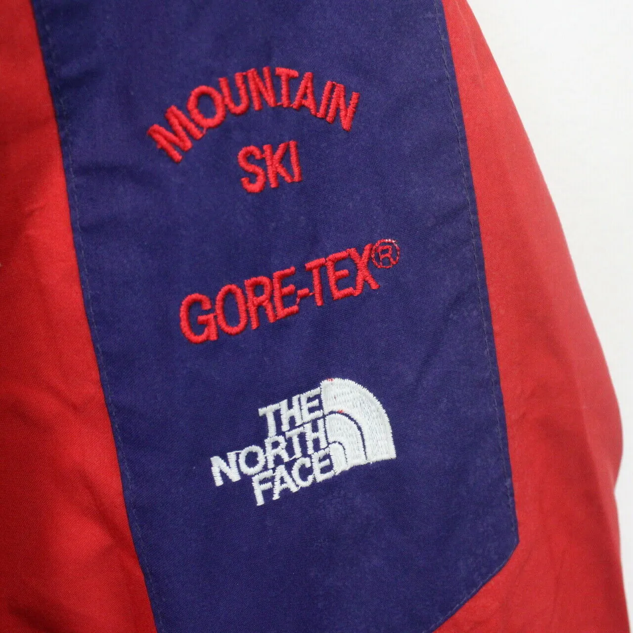 THE NORTH FACE 90s Jacket Red | Medium