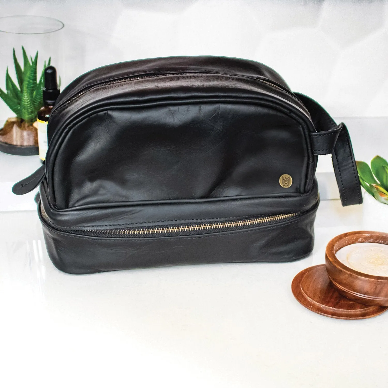 The Raleigh Wash Bag