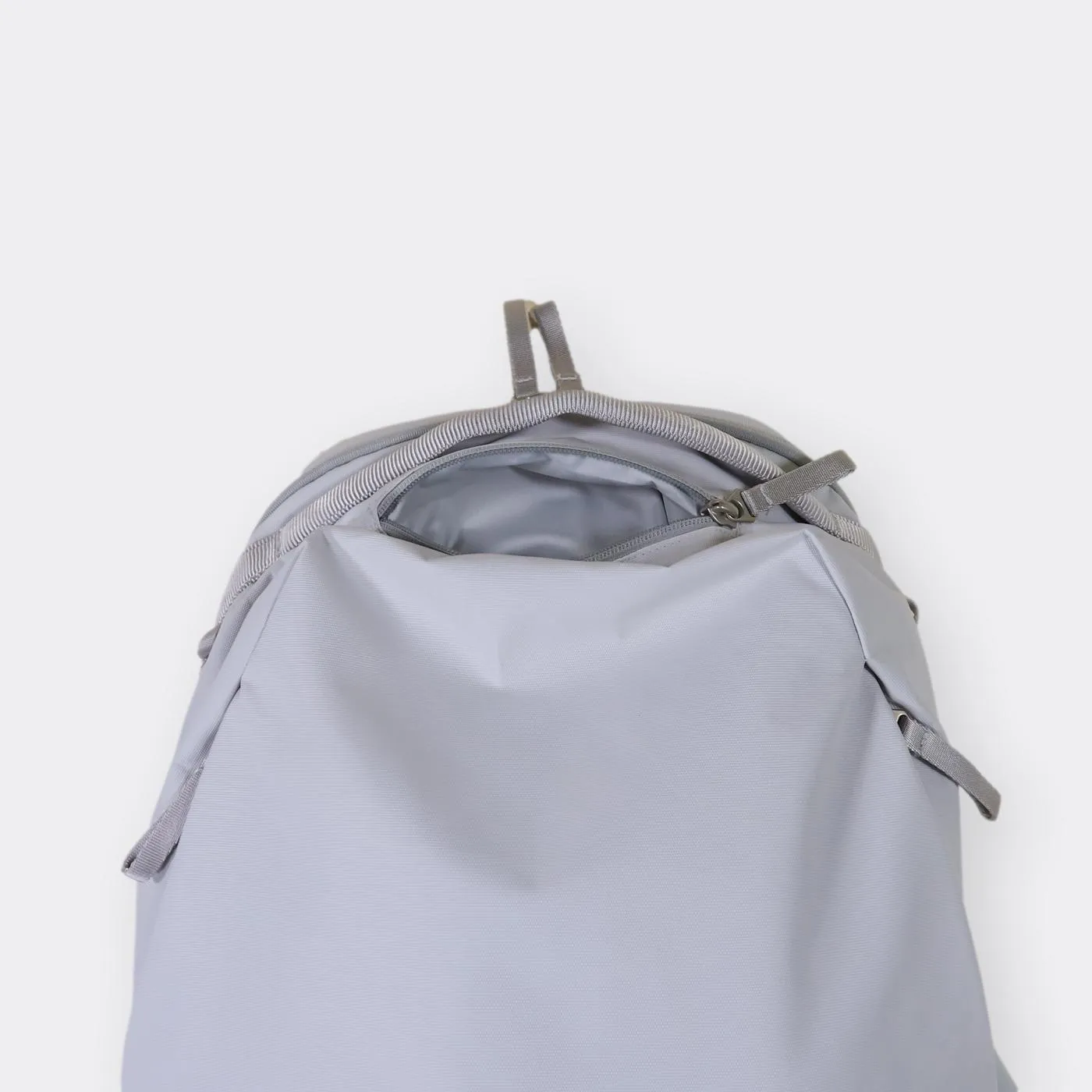 Urth Norite 24L Backpack