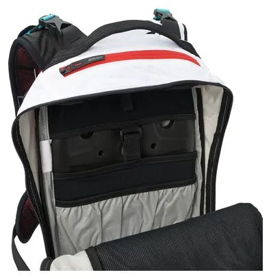 USWE Backpack with Back Protector / Pow 16 White