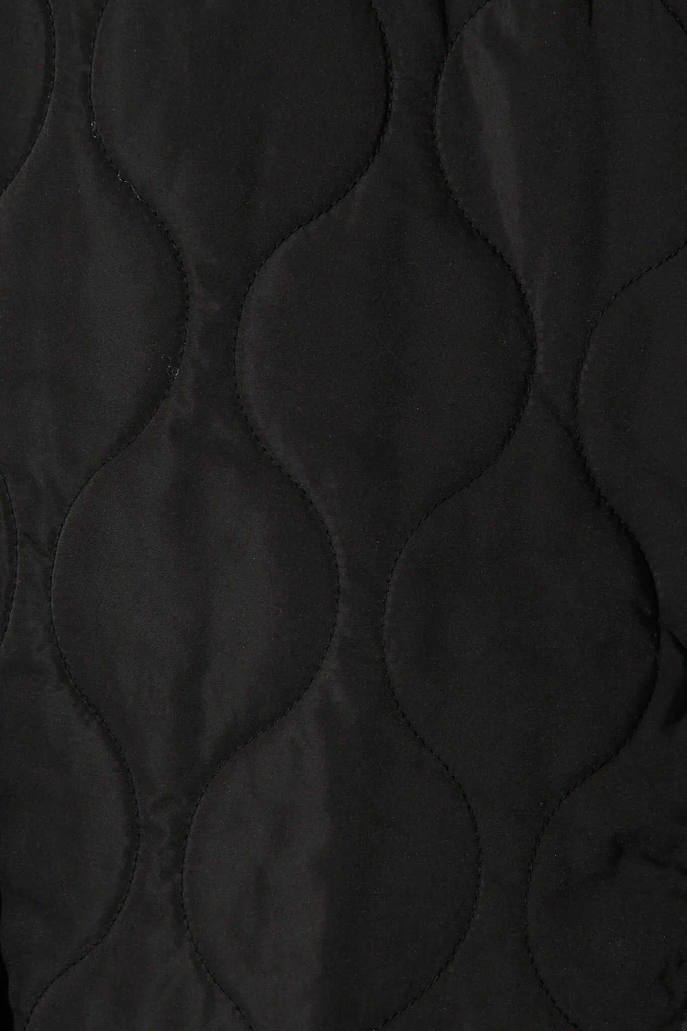 Valencia Puffer Jacket In Black
