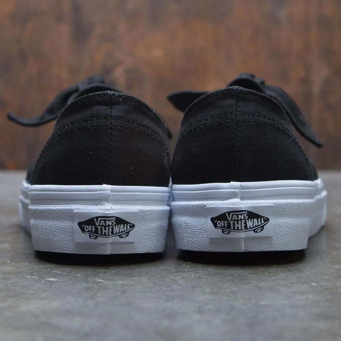 Vans Women Authentic Knotted (black / white)