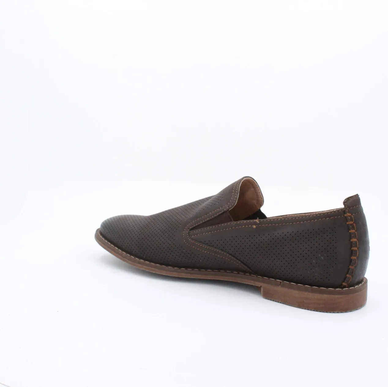 VEETARAANG LOAFERS - BROWN