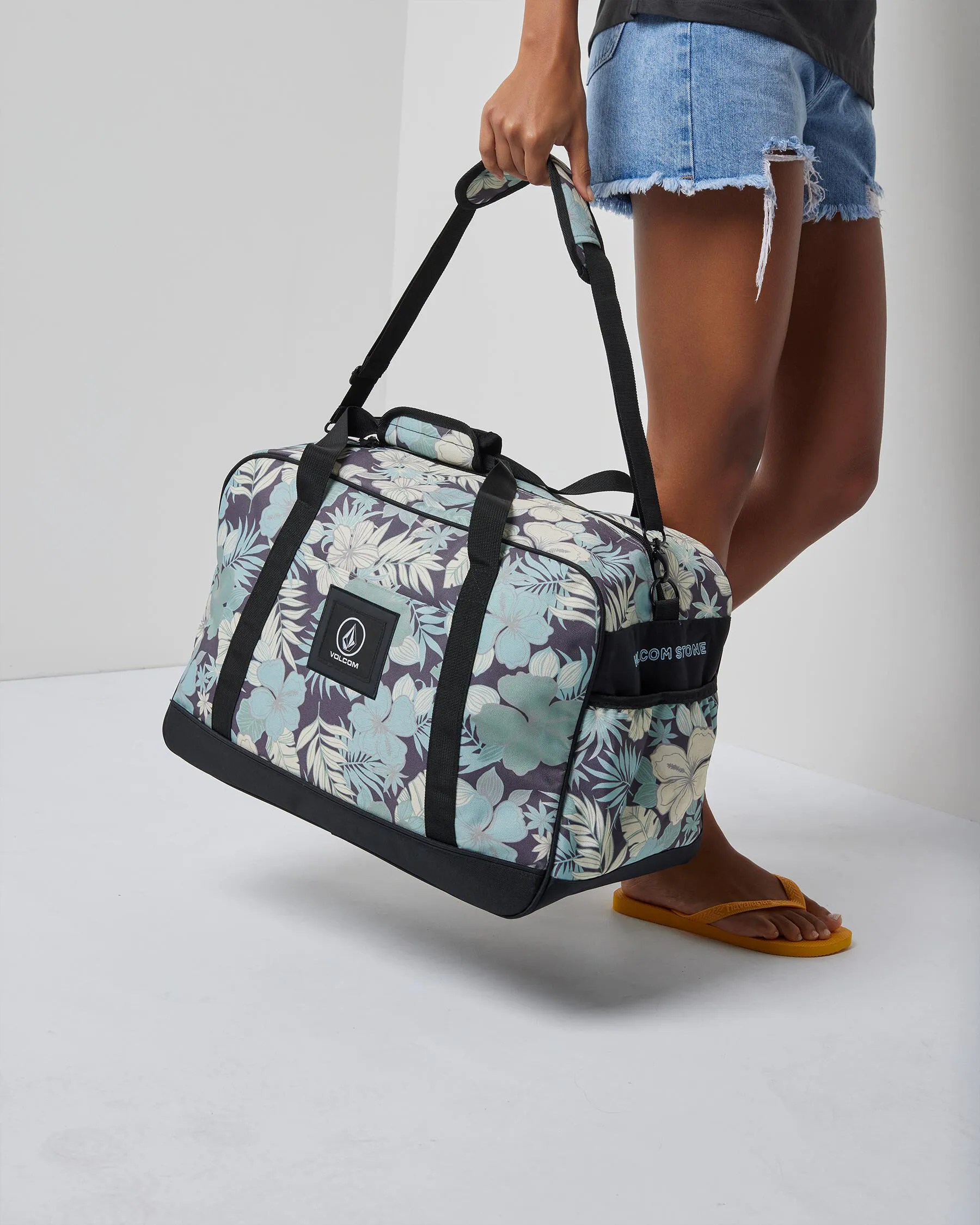 Volcom Patch Attack Travel Bag