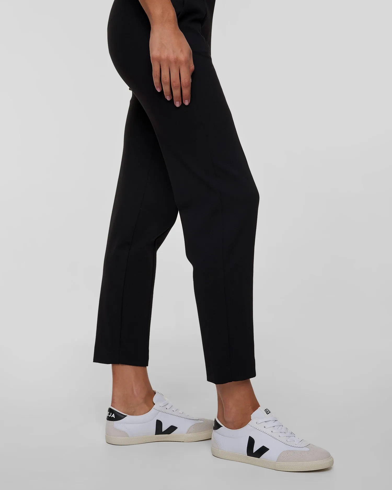 Women’s black trousers Deha D12667-10009