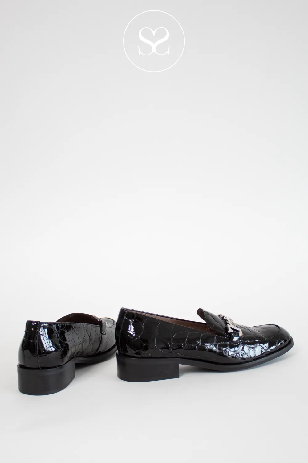 WONDERS C-7412 BLACK CROC PATENT LEATHER BLOCK HEEL LOAFERS