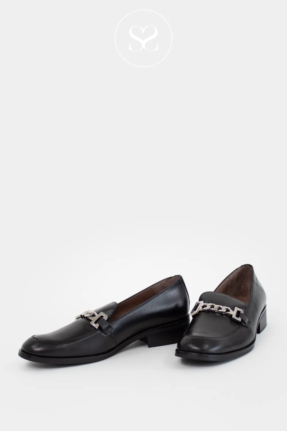 WONDERS C-7412 BLACK LEATHER BLOCK HEEL LOAFERS