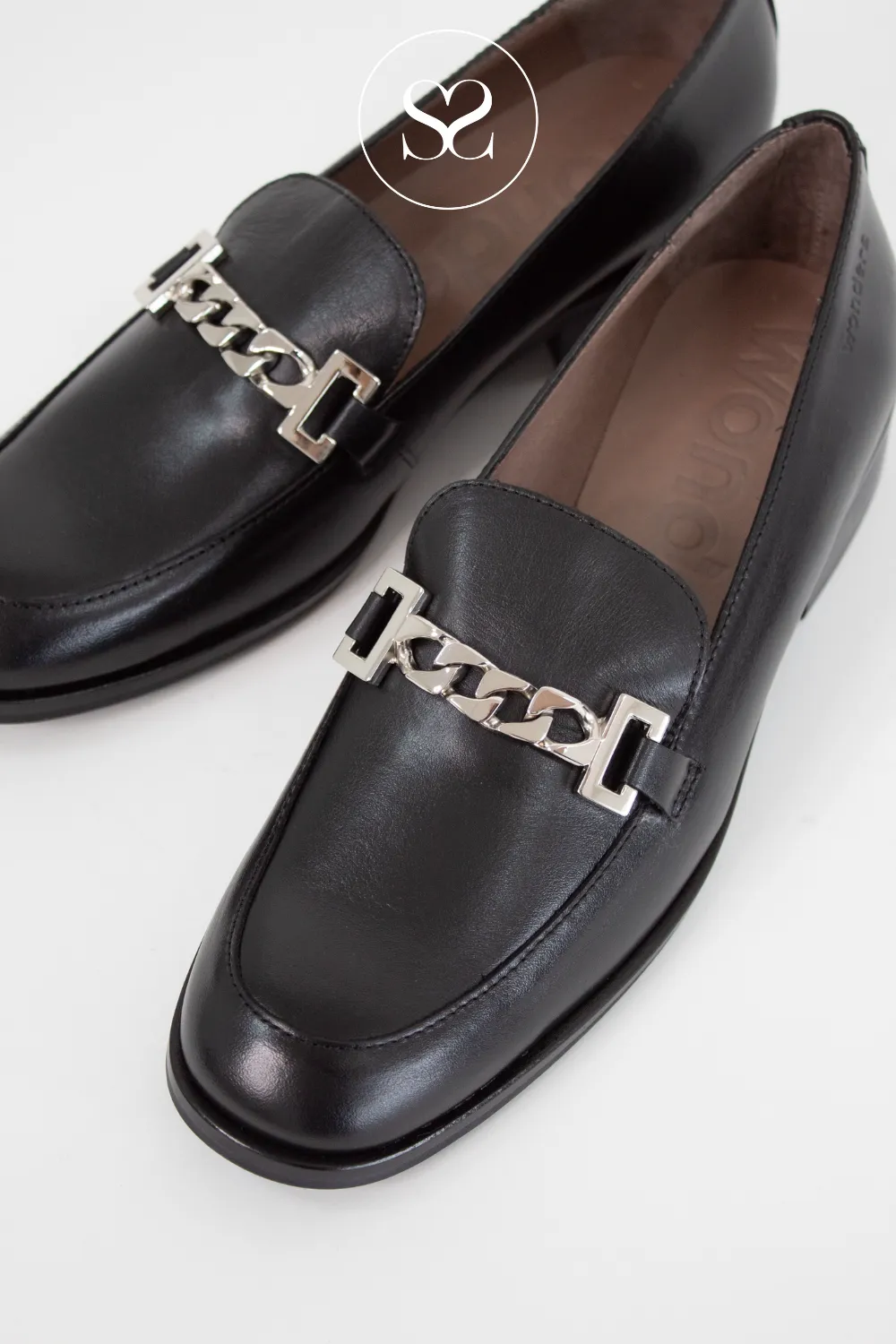 WONDERS C-7412 BLACK LEATHER BLOCK HEEL LOAFERS