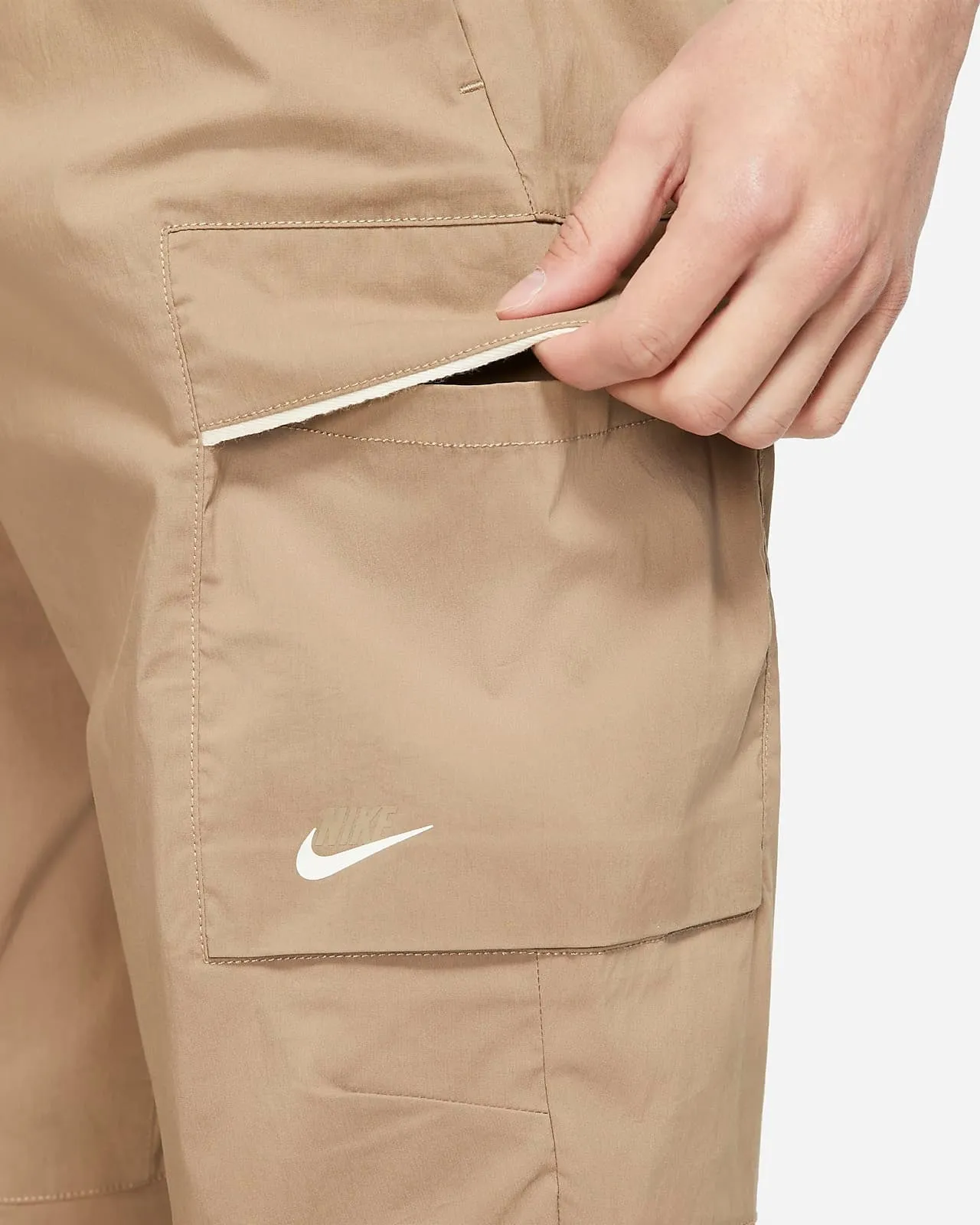 Woven unlined cargo pants