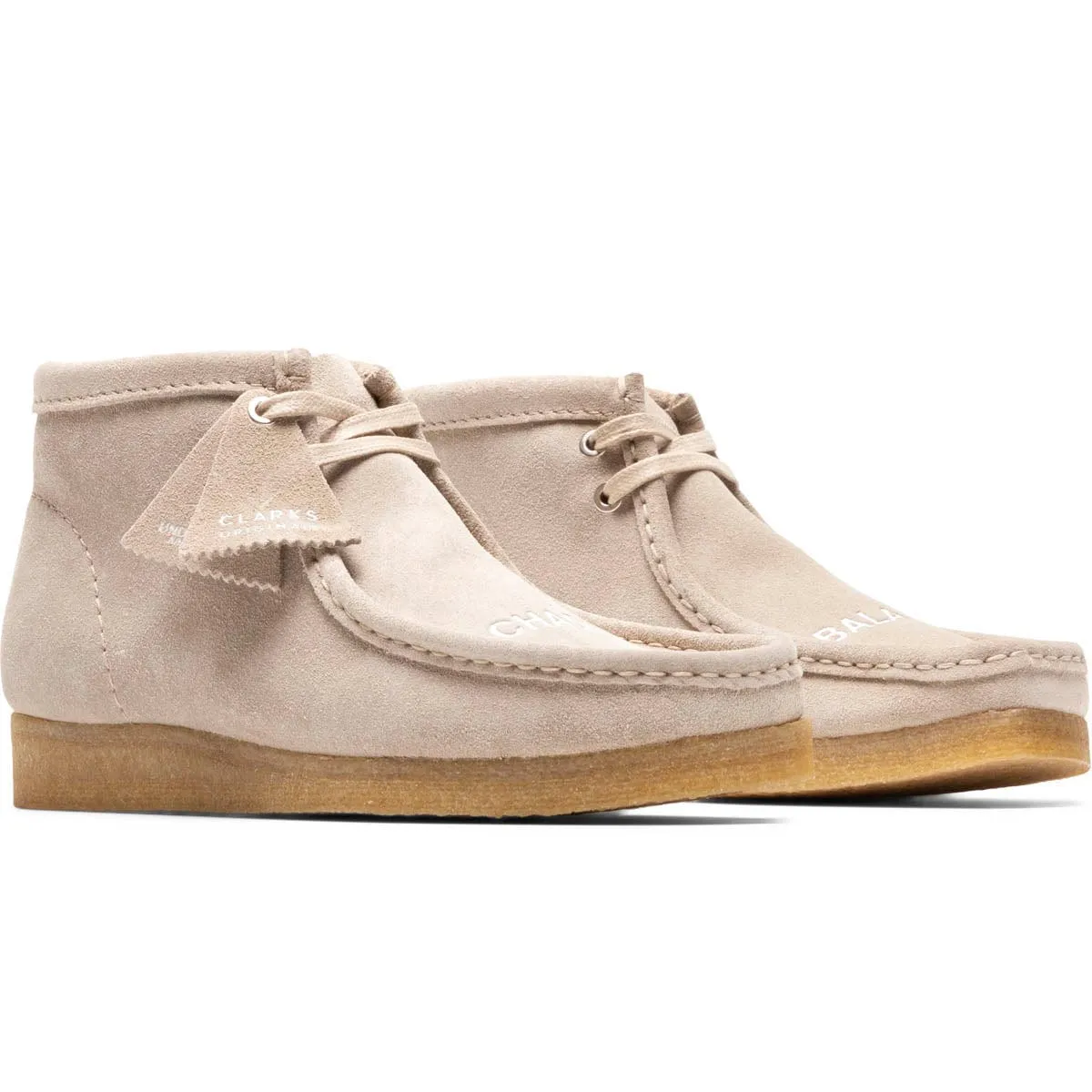 X CLARKS WALLABEE BEIGE | Bodega