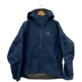 美品◆アークテリクス マウンテンパーカー ネイビー メンズ サイズM CA34438 ARC'TERYX 【AFB11】